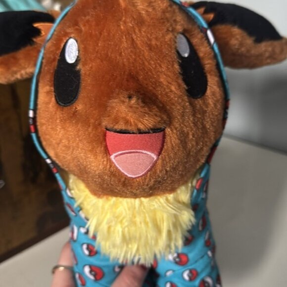Pokémon Eevee Build a Bear With Pajamas - Picture 5 of 8